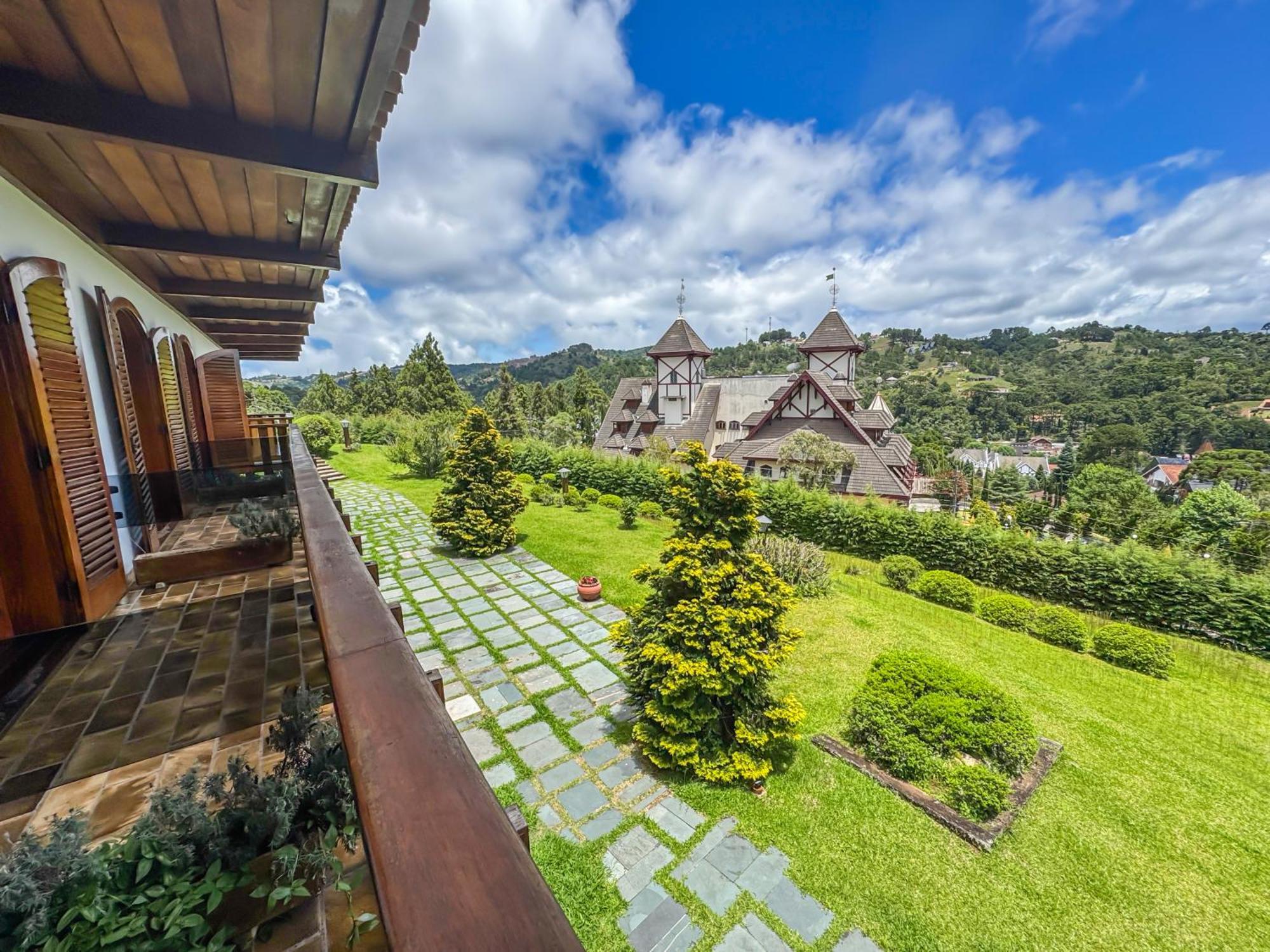 Mansao Nacional Inn Кампус-ду-Жордау Экстерьер фото