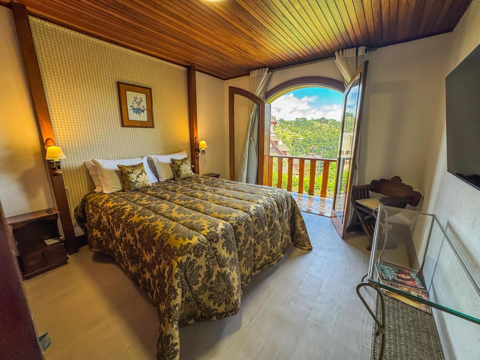 Mansao Nacional Inn Кампус-ду-Жордау Экстерьер фото