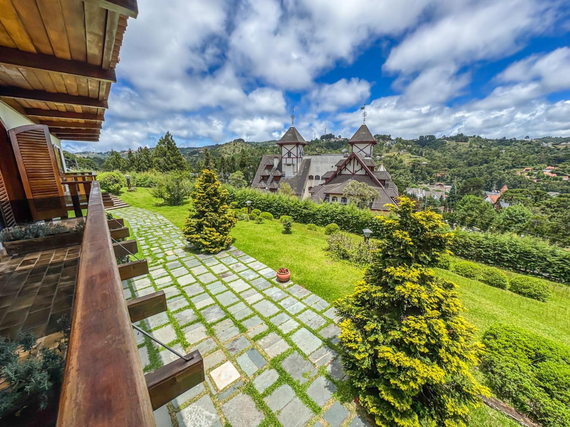 Mansao Nacional Inn Кампус-ду-Жордау Экстерьер фото